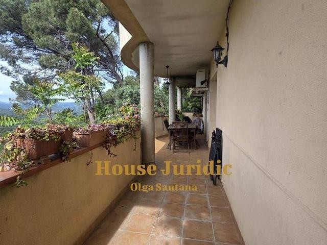 Chalet en venta en urbanización Can Raimi, Argentona, de 223 m² 5 habitaciones por 394.979