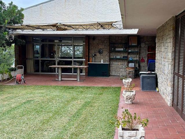 Chalet en venta en urbanización CL a Mig, Tortosa, de 210 m² 5 habitaciones por 650.000