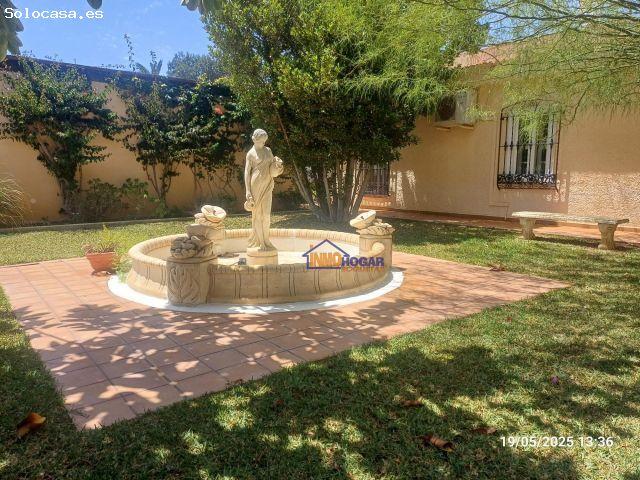 Chalet en Venta en Urbanización Roquetas de Mar, Almería