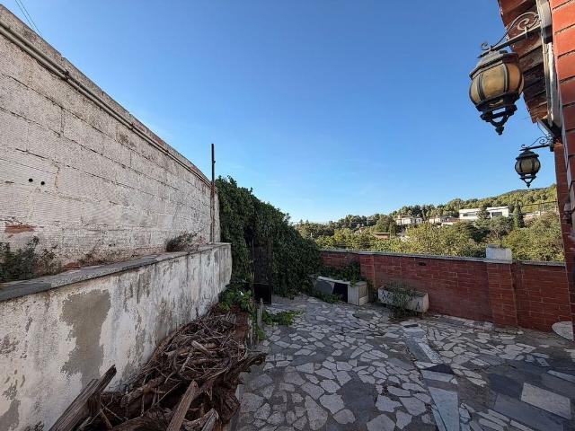 Chalet en venta en urbanización Vall de Montserrat, Castellbell i el Vilar, de 80 m² 3 habitaciones por 160.000