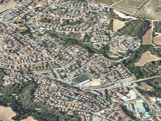 Chalet en venta en urbanización Vallserrat, Sant Esteve Sesrovires, de 229 m² 3 habitaciones por 436.239