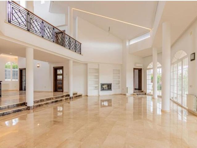 Chalet en venta en Urbanizaciones