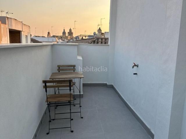 Chalet en venta en Utrera, Centro. DOS VIVIENDAS INDEPENDIENTES. Chalets.