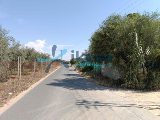Chalet en venta en Utrera, Pedanías Norte. Venta de Chalet independiente en Urbanización El Fantasma Utrera Sevilla. Chalets.