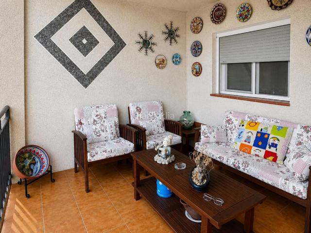 Chalet en venta en Vacarisses. Una casa para disfrutar de la tranquilidad, el espacio y la vida en familia. Chalets.