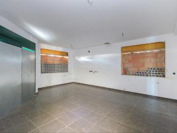 Chalet en venta en Vacarisses. Solvia Inmobiliaria Chalet independiente Olivella. Chalets.