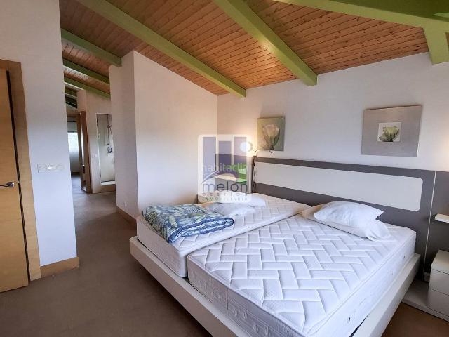 Chalet en venta en Valdorros. Chalets.