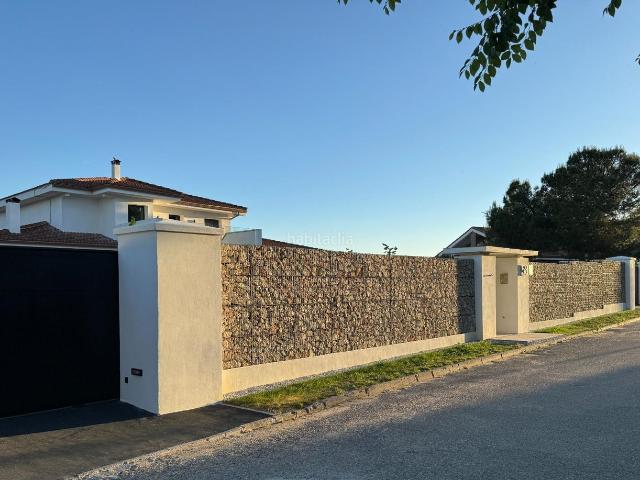 Chalet en venta en Valdemorillo, Mojadillas Parque de las Infantas El Paraiso. VILLA DE LUJO EN VALDEMORILLO LAS MOJADILLAS. Chalets.