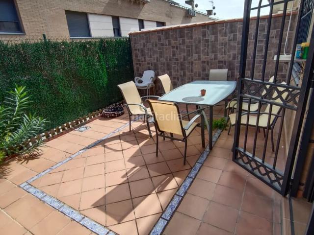 Chalet en venta en Valdemoro, Hispanoamérica Comunidades. CHALET EN URBANIZACIÓN PRIVADA CON PISCINA. Chalets.