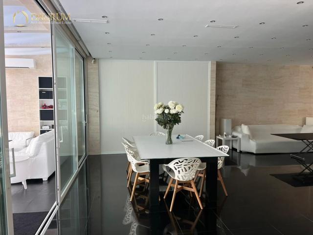 Chalet en venta en Valdemoro, Hispanoamérica Comunidades. INMEJORABLE CHALET INDEPENDIENTE DE 3 PLANTAS EN VALDEMORO. Chalets.