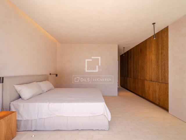 Chalet en venta en Valencia, El Cabanyal El Canyamelar. Casa villa Excelentes de 3 dormitorios en venta en Playa MalvarrosaCabanyal. Chalets.