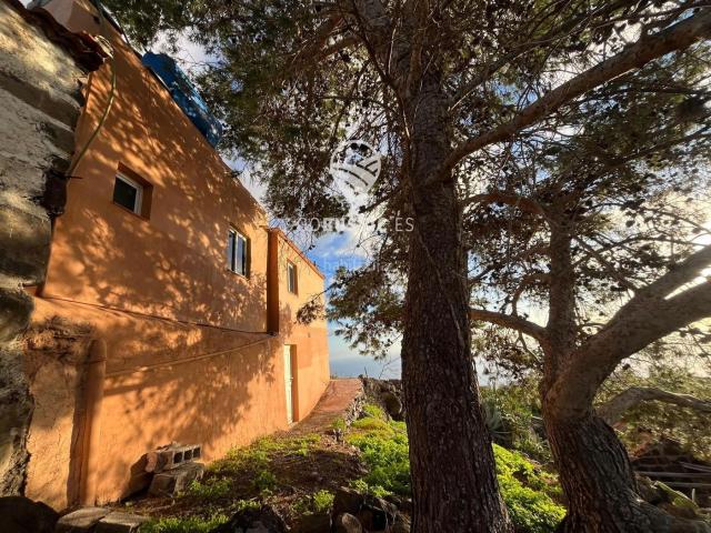 Chalet en venta en Vallehermoso. Casa con Atardeceres Únicos en Santa Catalina La Gomera. Chalets.