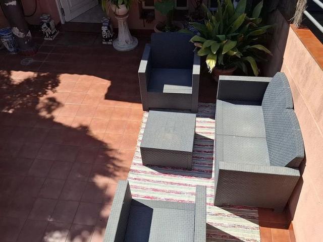 Chalet en venta en calle Selva Negra, Vallirana, de 100 m² 3 habitaciones por 420.000