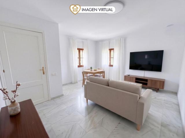Chalet en venta en Vallirana. Escapa de la ciudad: casa con jardín y total tranquilidad. Chalets.