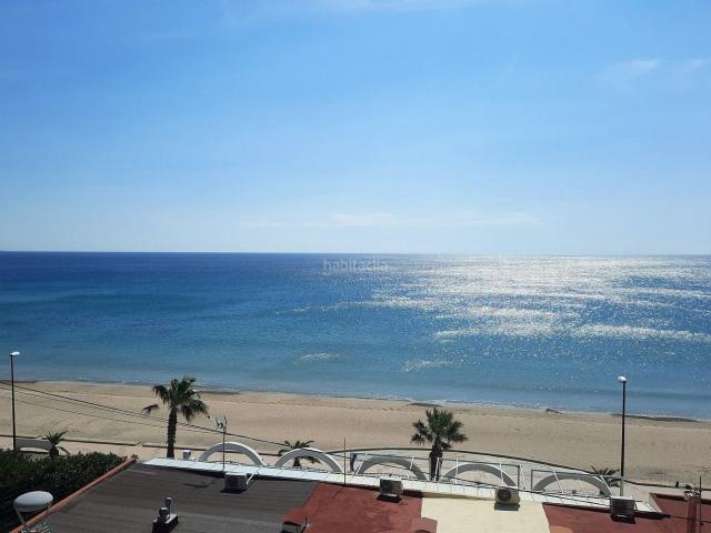 Chalet en venta en Vandellòs i l´Hospitalet de l´Infant Costa Dorada. villa l'almadrava, frente al mar, junto playa. Chalets Vandellòs i l´Hospitalet de.