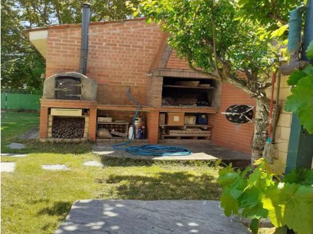 Chalet en Venta en Veguellina de Órbigo, León