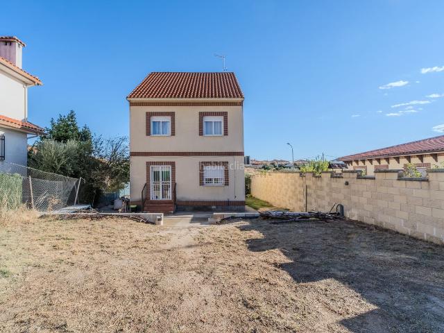 Chalet en venta en Ventas de Retamosa Las. OPORTUNIDAD EN VENTAS DE RETAMOSA. Chalets Ventas de Retamosa.