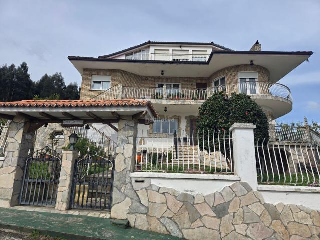 Chalet en venta en Viveiro. Chalets.