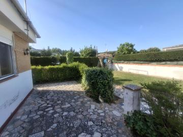 Chalet en venta en Viana de Cega. Chalets Viana de.