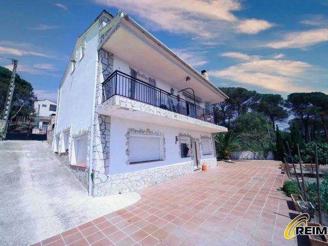 Chalet en venta en Vidreres, Girona