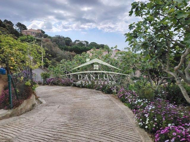 Chalet en venta en calle Roura, Vidreres, de 104 m² 2 habitaciones por 290.000