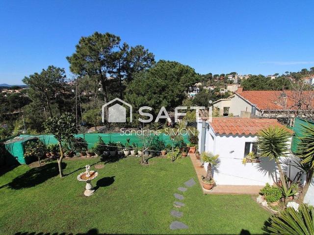Chalet en venta en calle Llorer, Vidreres, de 115 m² 6 habitaciones por 315.000