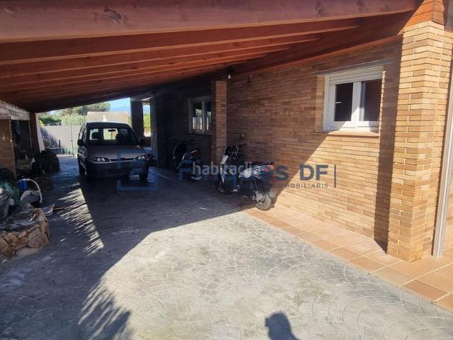 Chalet en venta en Vidreres, La Goba. Espectacular propiedad con vivienda de invitados y máxima privacidad. Chalets.