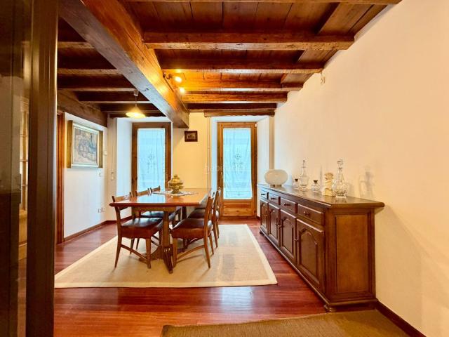 Chalet en venta en Vielha e Mijaran, Casau. Chalet adosado en venta en Casau. Chalets Vielha e.