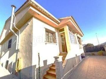Chalet en venta en Vilanova i la Geltrú, La Collada Sis Camins Costa Dorada. CHALET INDEPENDIENTE CON VISTAS AL MAR. Chalets Vilanova i la.