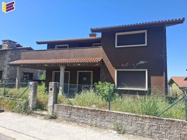 CHALET EN VENTA EN VILABOA