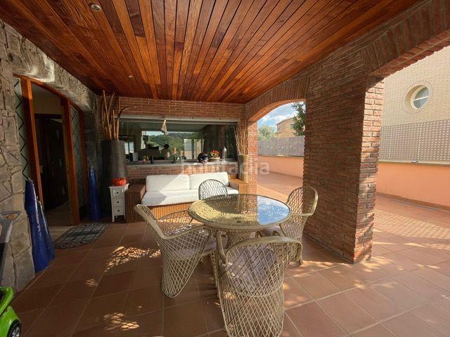 Chalet en venta en Viladecavalls. CASA A SANT MIQUEL DE GONTERES. Chalets.