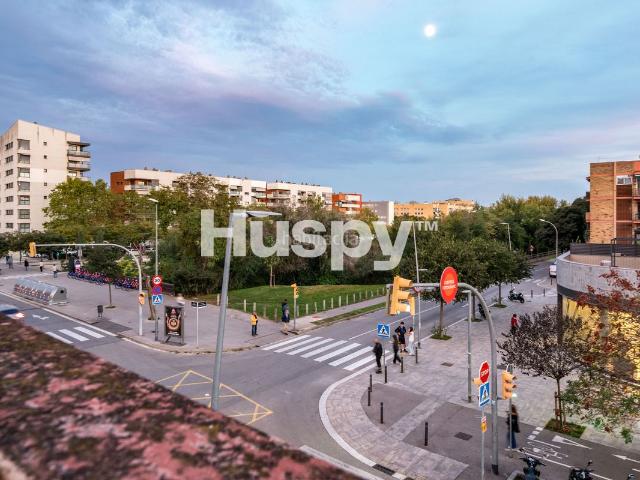 Chalet en venta en Viladecans, La Roureda. Chalets.