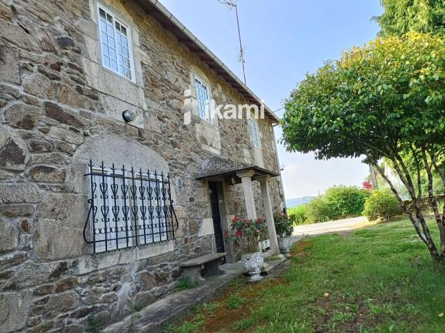 Chalet en venta en Vilalba. DESCUBRE TU RETIRO SOÑADO EN ESTA PRECIOSA ZONA DE LA RIBEIRA SACRA EN CHANTADALUGO. Chalets.