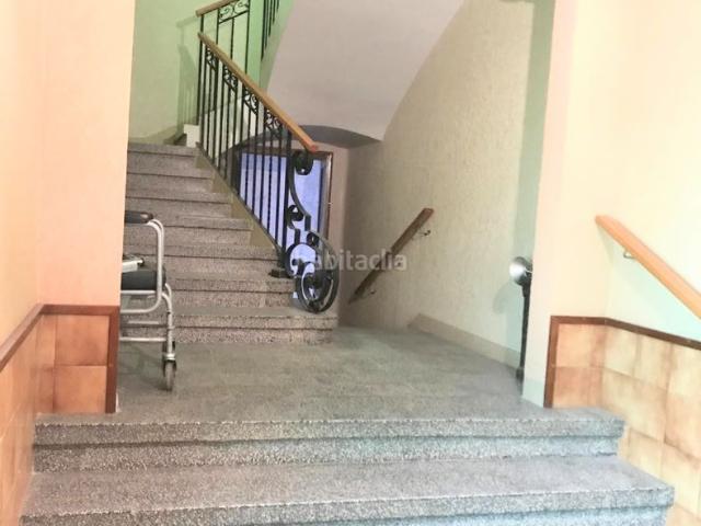 Chalet en venta en Vilallonga del Camp. Casa señorial de 6 estancias amplias con jardin y parking en Vilallonga del Camp. Chalets Vilallonga del.