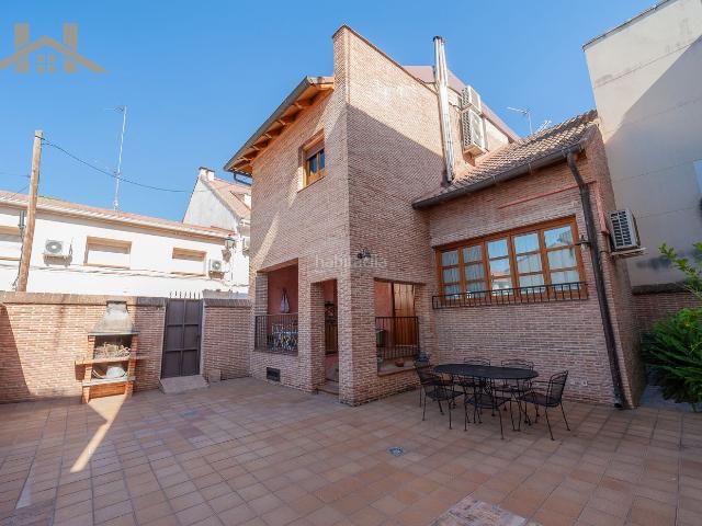 Chalet en venta en Villaviciosa de Odón, Centro. ESPECTACULAR CHALET. Chalets Villaviciosa de.