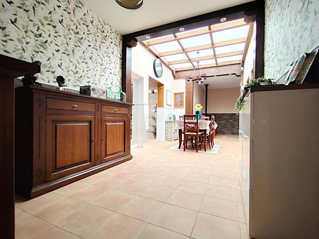 Chalet en venta en Villafranca de los Caballeros. TOTALMENTE REFORMADO. Chalets Villafranca de los.
