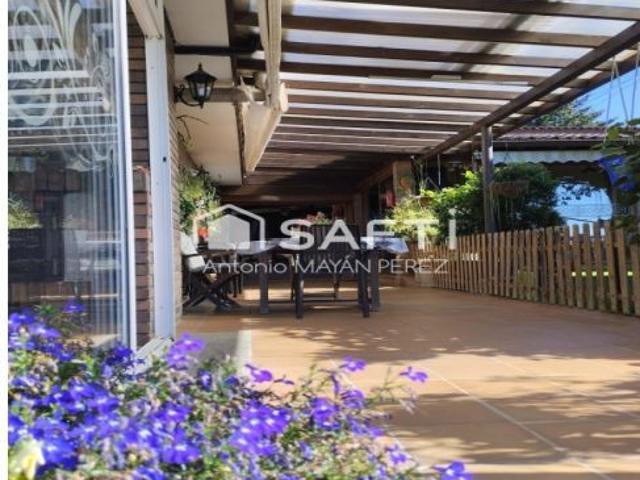 CHALET EN VENTA EN VILLAGACÍA