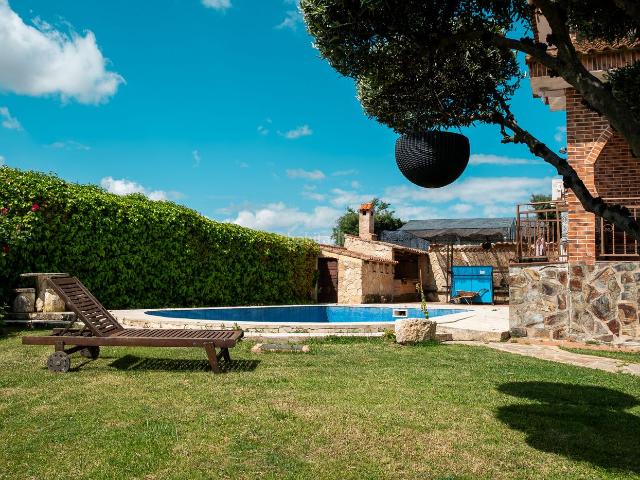 Chalet en venta en Villalbilla, Peñas Albas Zulema. Bonito chalet en Peñas Albas Villalbilla. Chalets.