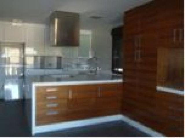Chalet en venta en Villalobón. Chalets.