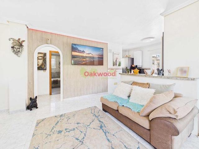 Chalet en venta en Villamartin, Alicante Costa Blanca