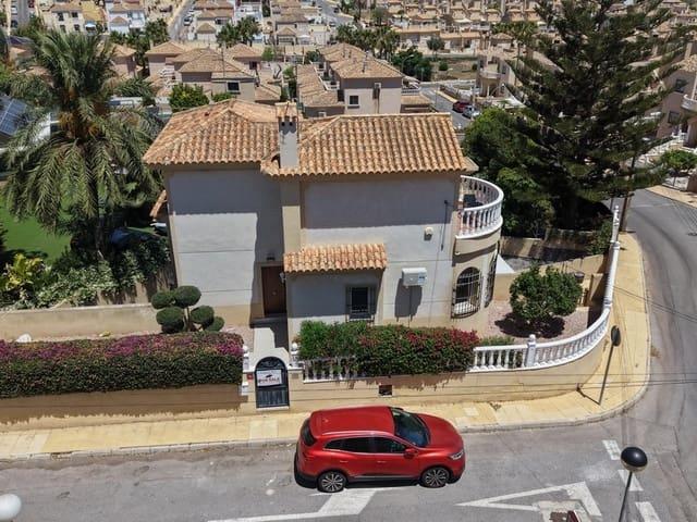 Chalet en venta en Villamartin, Alicante Costa Blanca