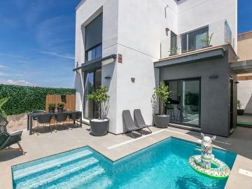 Chalet en venta en Villamartin, Alicante Costa Blanca