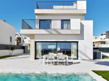 Chalet en venta en Villamartin, Alicante Costa Blanca
