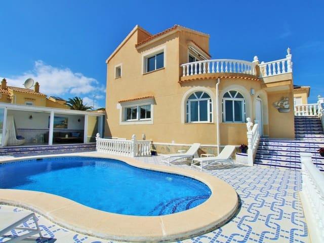 Chalet en venta en Villamartin, Alicante Costa Blanca