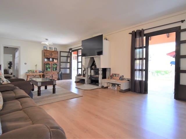 Chalet en venta en Villamartin, Alicante Costa Blanca