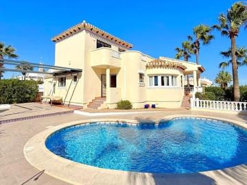 Chalet en venta en Villamartin, Alicante Costa Blanca