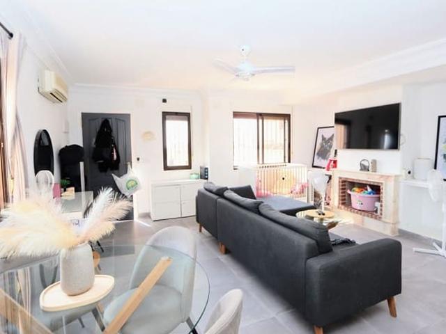 Chalet en venta en Villamartin, Alicante Costa Blanca