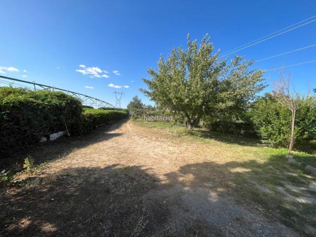 Chalet en venta en Villamayor. Bonita parcela en urb. los almendros. Chalets.