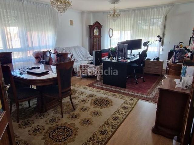 Chalet en venta en Villaquilambre. Chalet Individual en venta en Villaquilambre, 8 dormitorios. Chalets.