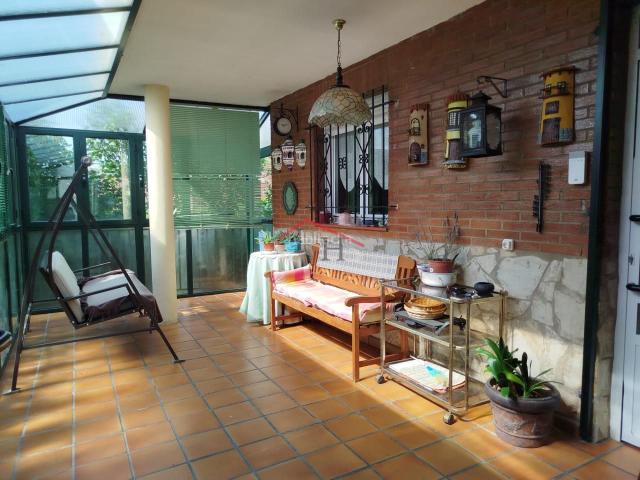 Chalet en venta en Villaquilambre. Chalets.